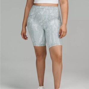 Lululemon Swift Speed High-Rise Short 8" Reverberate Chevron Jacquard Size 4